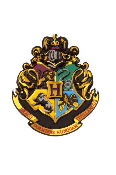 Universal Studios Harry Potter Hogwarts Crest Magnet New