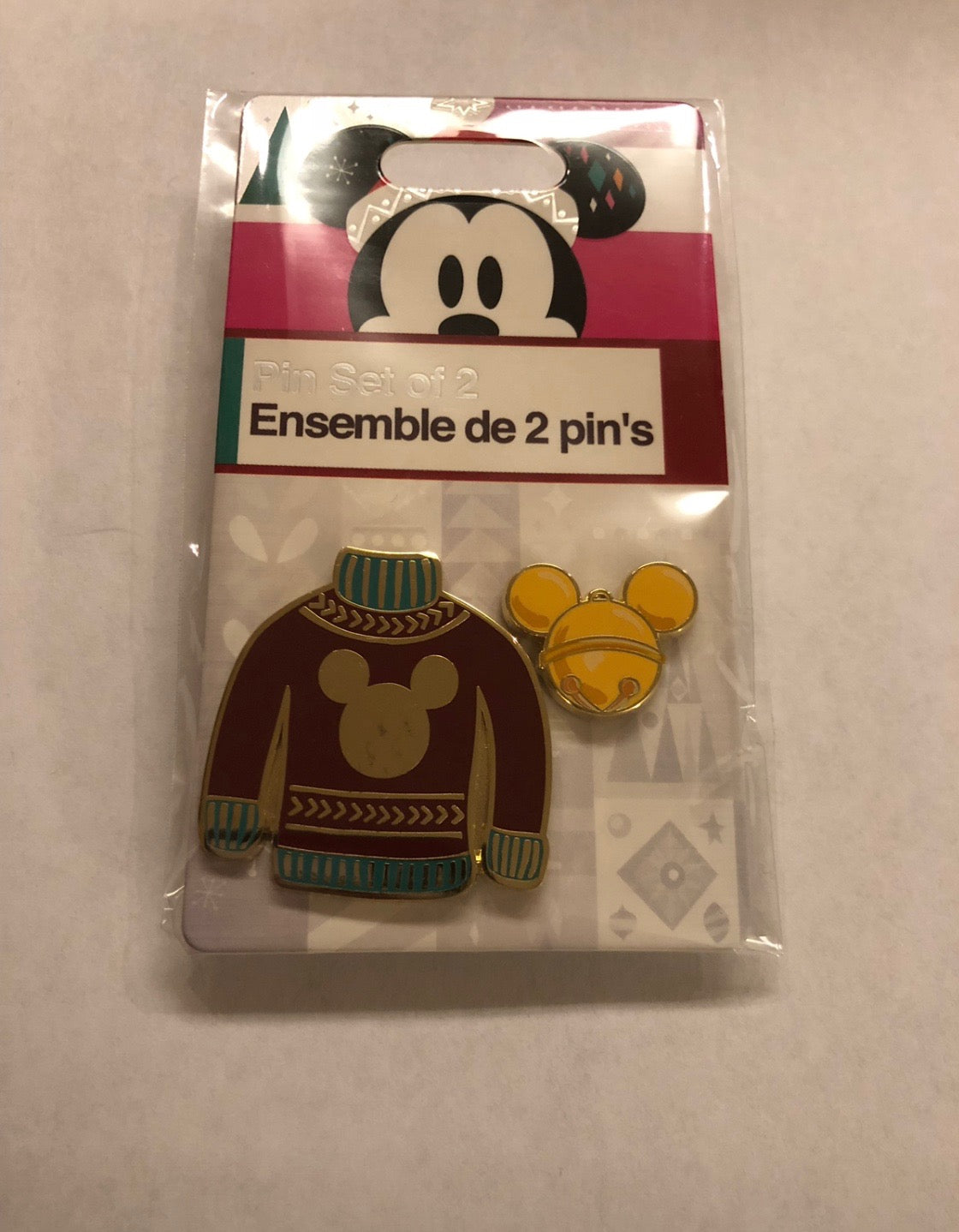 Disney Store 2018 Red Ugly Sweater and Mickey Icon Pin Set New with Card