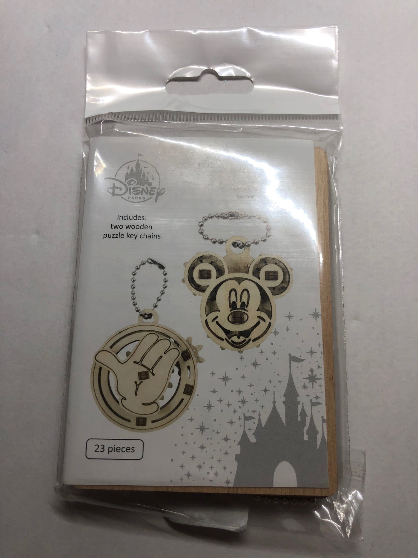 Disney Parks Mickey Mouse Glove Two Wooden Puzzle Kit Keychain 23 Pieces New