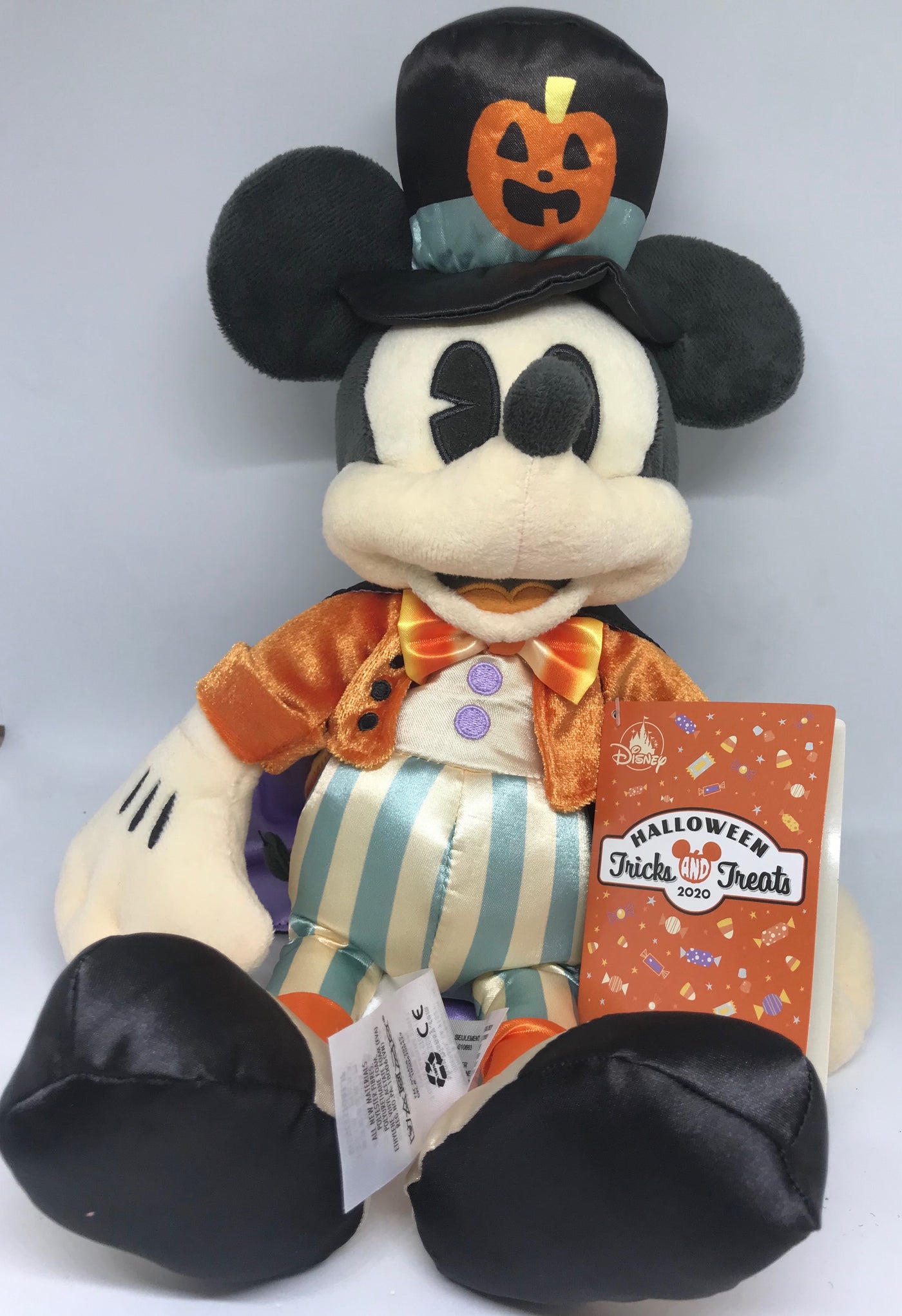 Disney Parks Halloween 2020 Mickey Mouse Magician Plush New with Tag