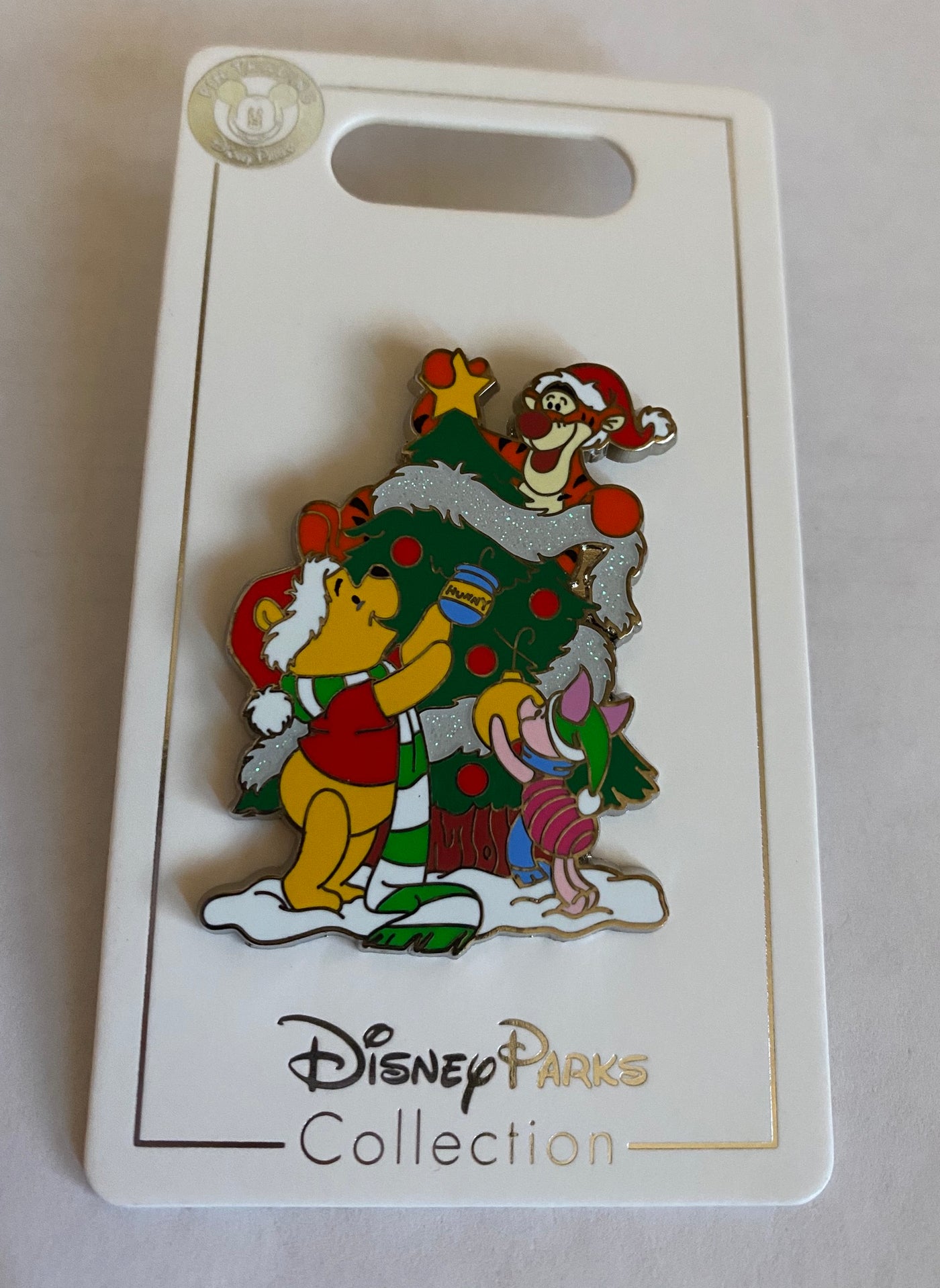 Disney Parks Santa Winnie and Tigger Christmas Holiday Pin Set New with Card