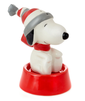 Hallmark Peanuts Snoopy Sledding in Dog Bowl Salt and Pepper Shakers Set New