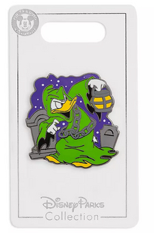 Disney Parks Happy Halloween Donald Duck Ghost Pin New with Card