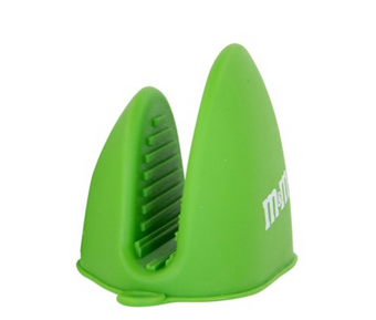 M&M's World Characters Green Silicone Oven Mitt New with Tags