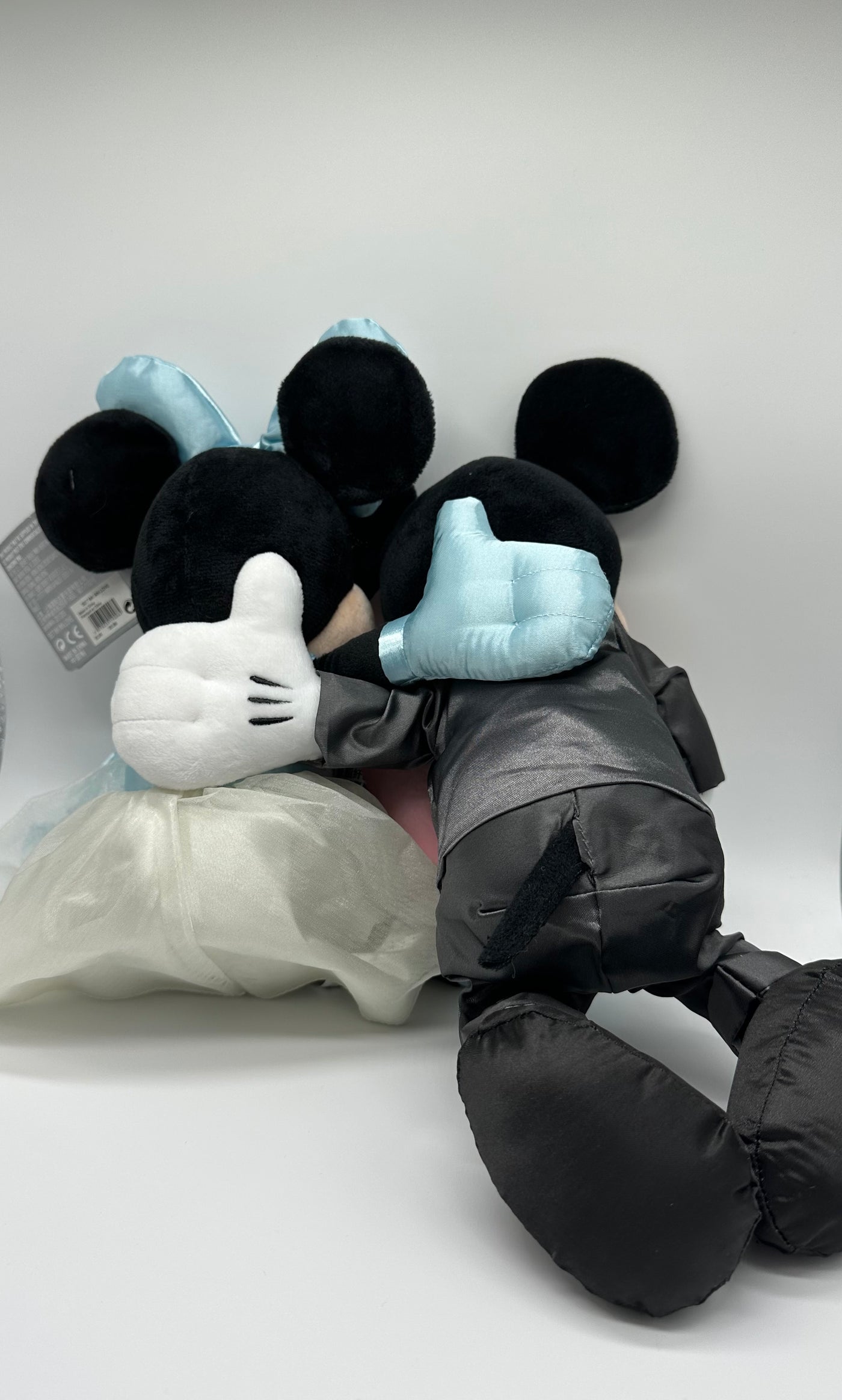 Disney Parks Valentine Wedding Mickey and Minnie Love Plush Set New with Tags