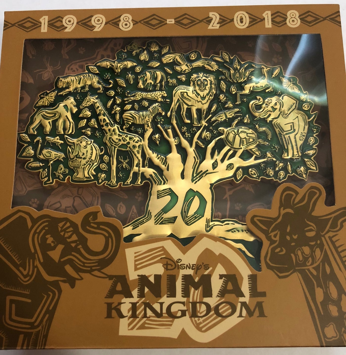 Disney Parks Animal Kingdom 20th Anniversary Tree of Life Limited Pin New w Box