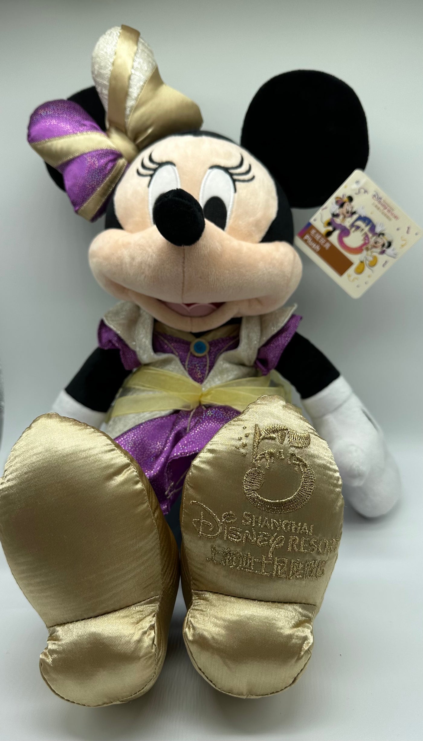 Disney Disneyland Shanghai Resort 5th Anniversary Minnie Plush New with Tag