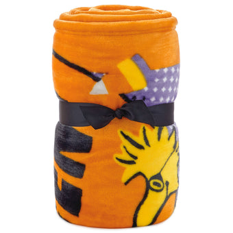 Hallmark Peanuts Snoopy and Woodstock Happy Halloween Throw Blanket New with Tag