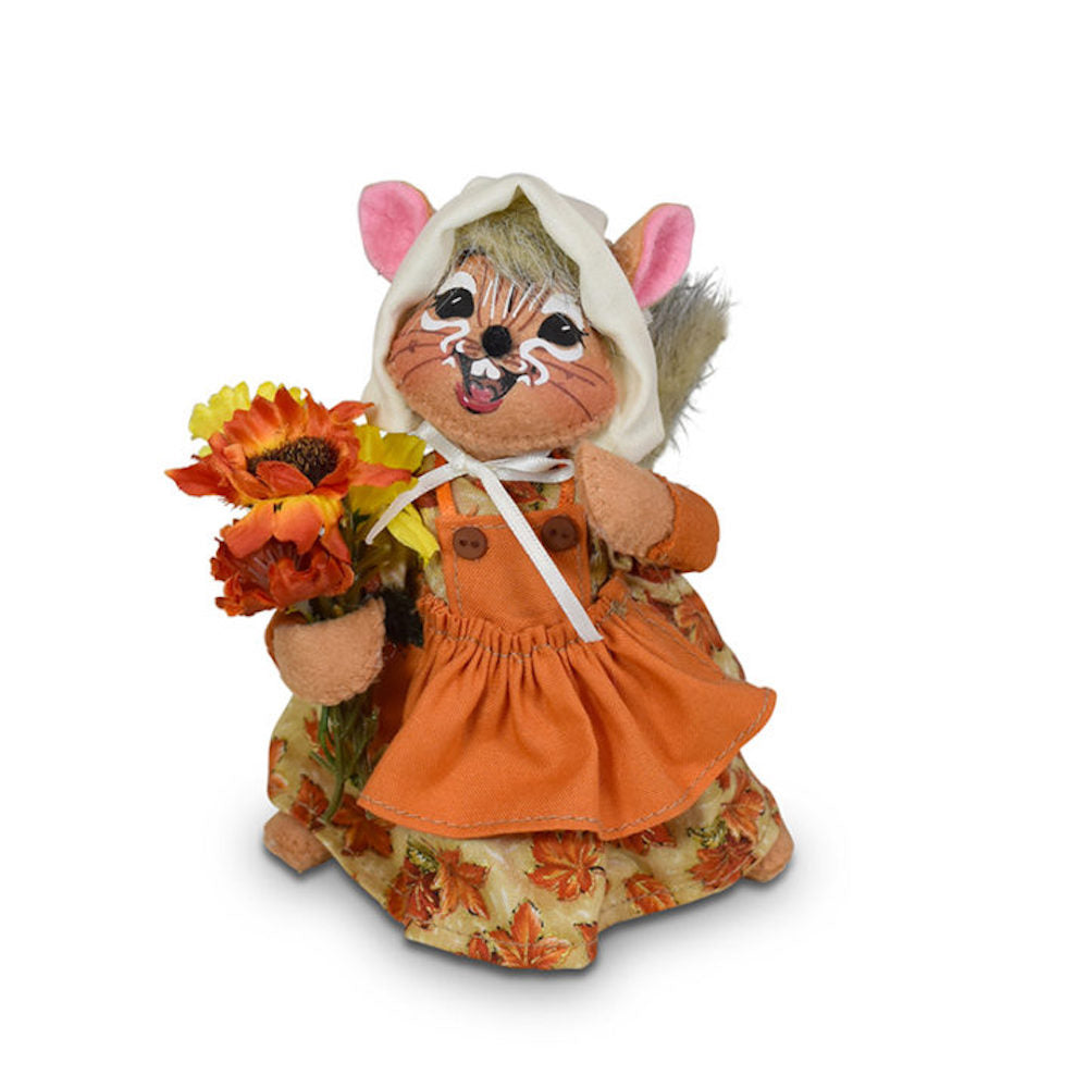 Annalee Dolls 2022 Thanksgiving Fall 6in Pilgrim Girl Chipmunk Plush New w Tag
