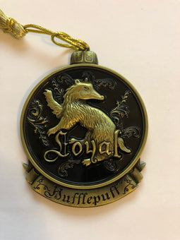 Universal Studios Harry Potter Hufflepuff Round Metal Holiday Ornament New w Tag