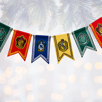 Universal Studios Harry Potter Hogwarts House Pennant Garland New