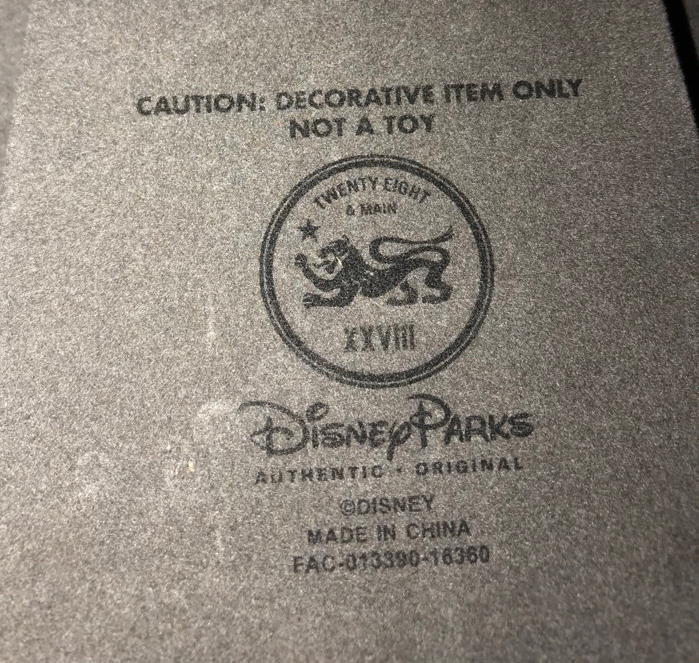 Disney Parks 4"x6" Picture Photo Frame Twenty Eight & Main Leather Magic Kingdom