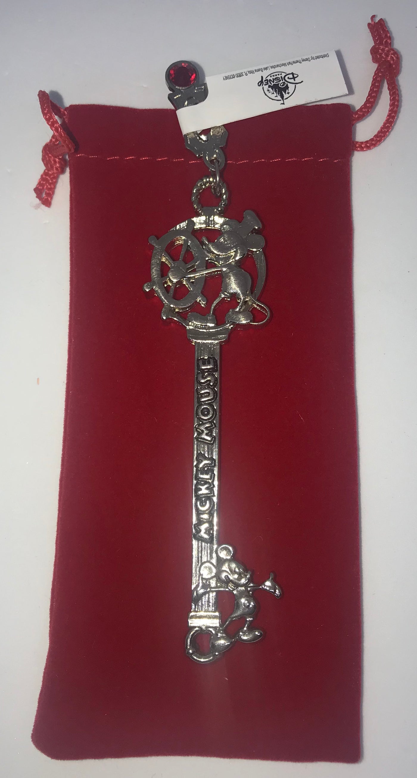 Disney Parks Metal Key Walt Disney World Mickey Mouse Steamboat New with Pouch
