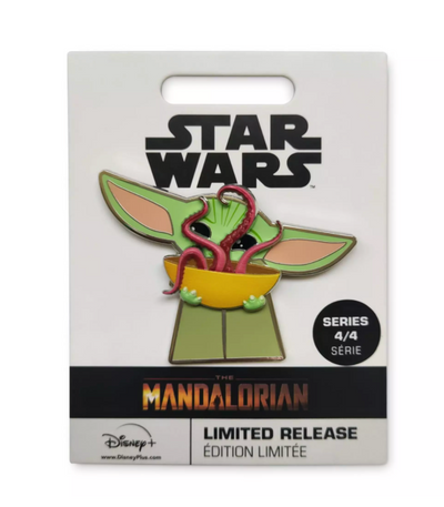 Disney Star Wars Yoda The Mandalorian The Child with Squid Pin Limited New Card