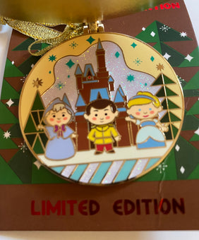 Disney 2020 Gingerbread Collection Contemporary Resort Cinderella LE Pin New