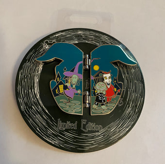 Disney Parks Halloween Oogie Boogie Hinged Limited Edition Pin New with Card