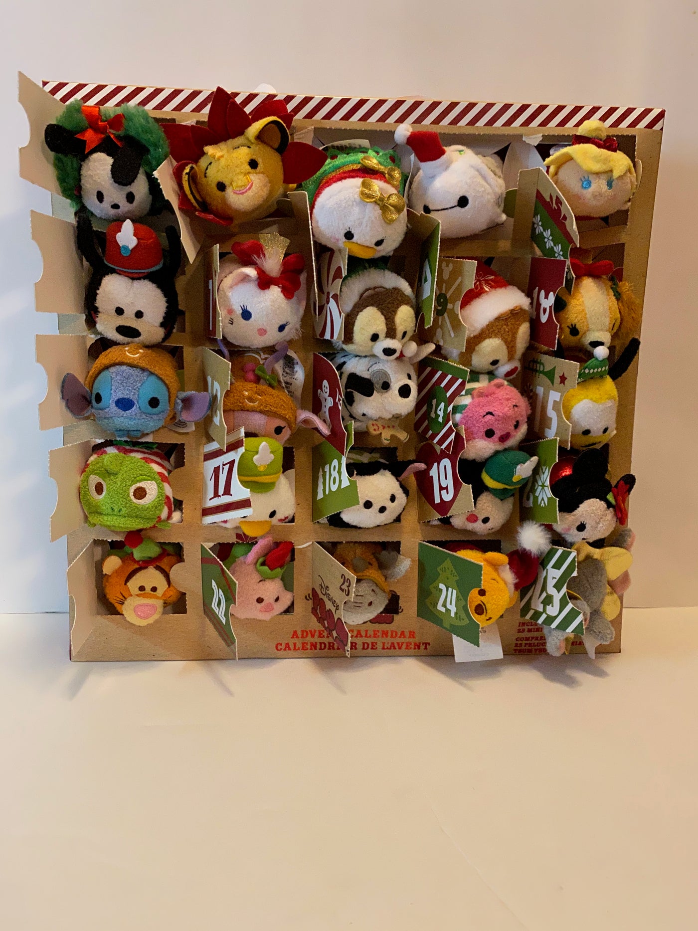 Disney Store 2016 Tsum Plush Christmas Advent Calendar Windows Opened New