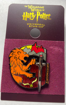 Universal Studios Gryffindor Lion Sword Snitch Letter G Pin New with Card