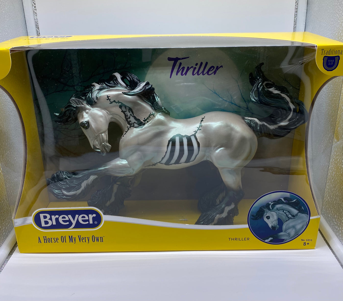 Breyer Horses 2021 Halloween Thriller 1833 Glows in the Dark New with Box
