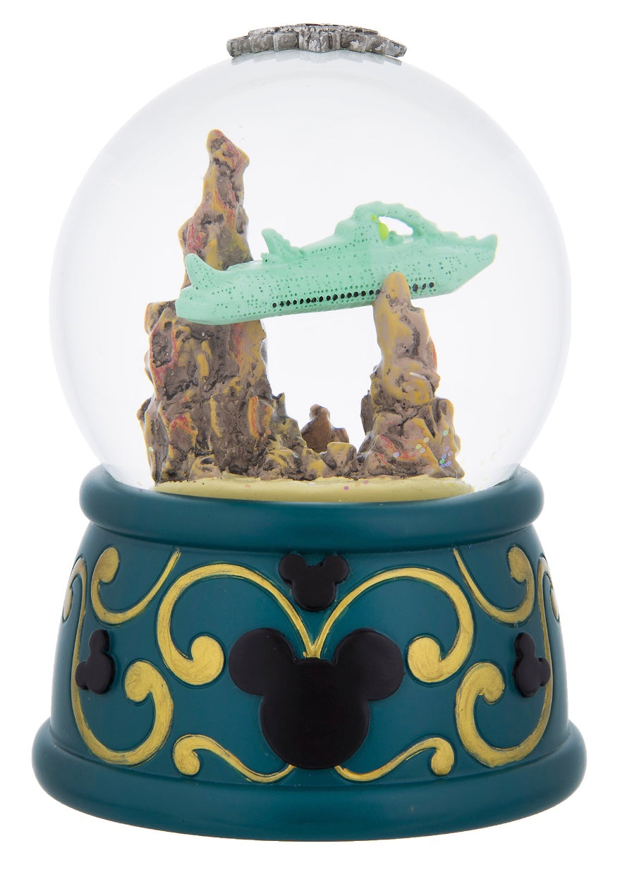 Disney Parks 20,000 Leagues Under the Sea Nautilus Snowglobe New