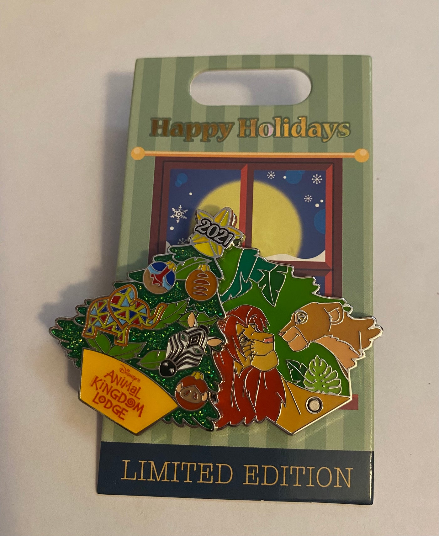 Disney Parks Animal Kingdom Lodge 2021 Happy Holidays Limited Pin New with Card