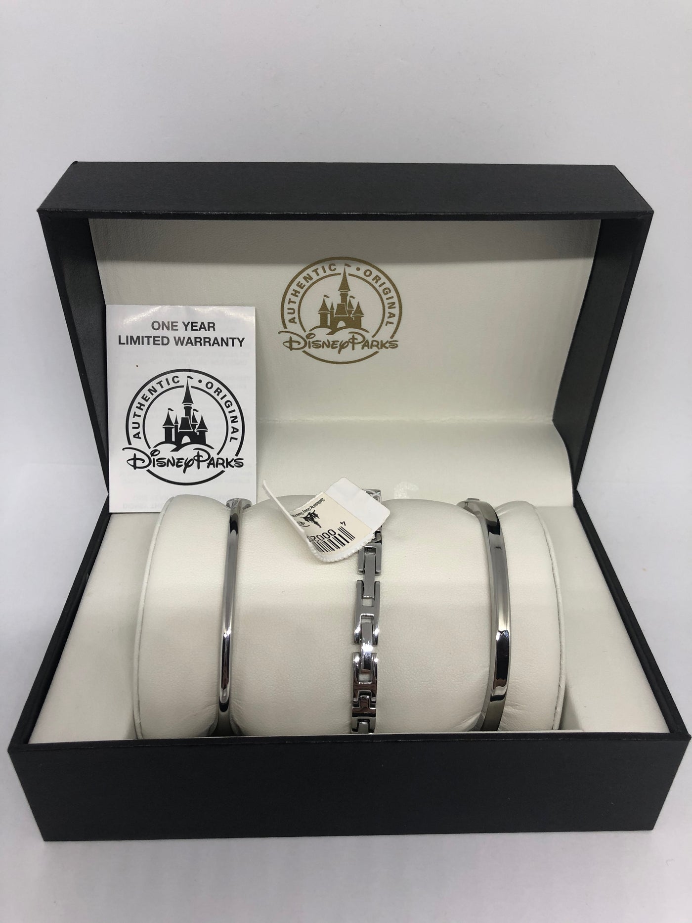 Disney Parks Silver Finish Mickey Icon Watch Set with Bracelet New with Case