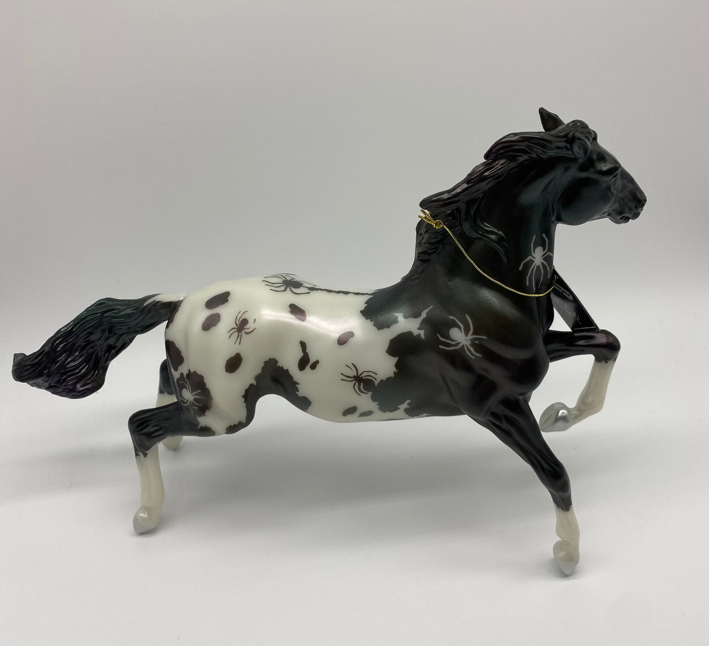 Breyer Horses 2021 Halloween Freedom Series EEK Glows in the Dark New with Box