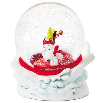 Hallmark Peanuts Snoopy and Woodstock Sledding Snow Globe New with Tag