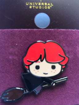 Universal Studios Wizarding World of Harry Potter Ron with Broom Pin New w Card