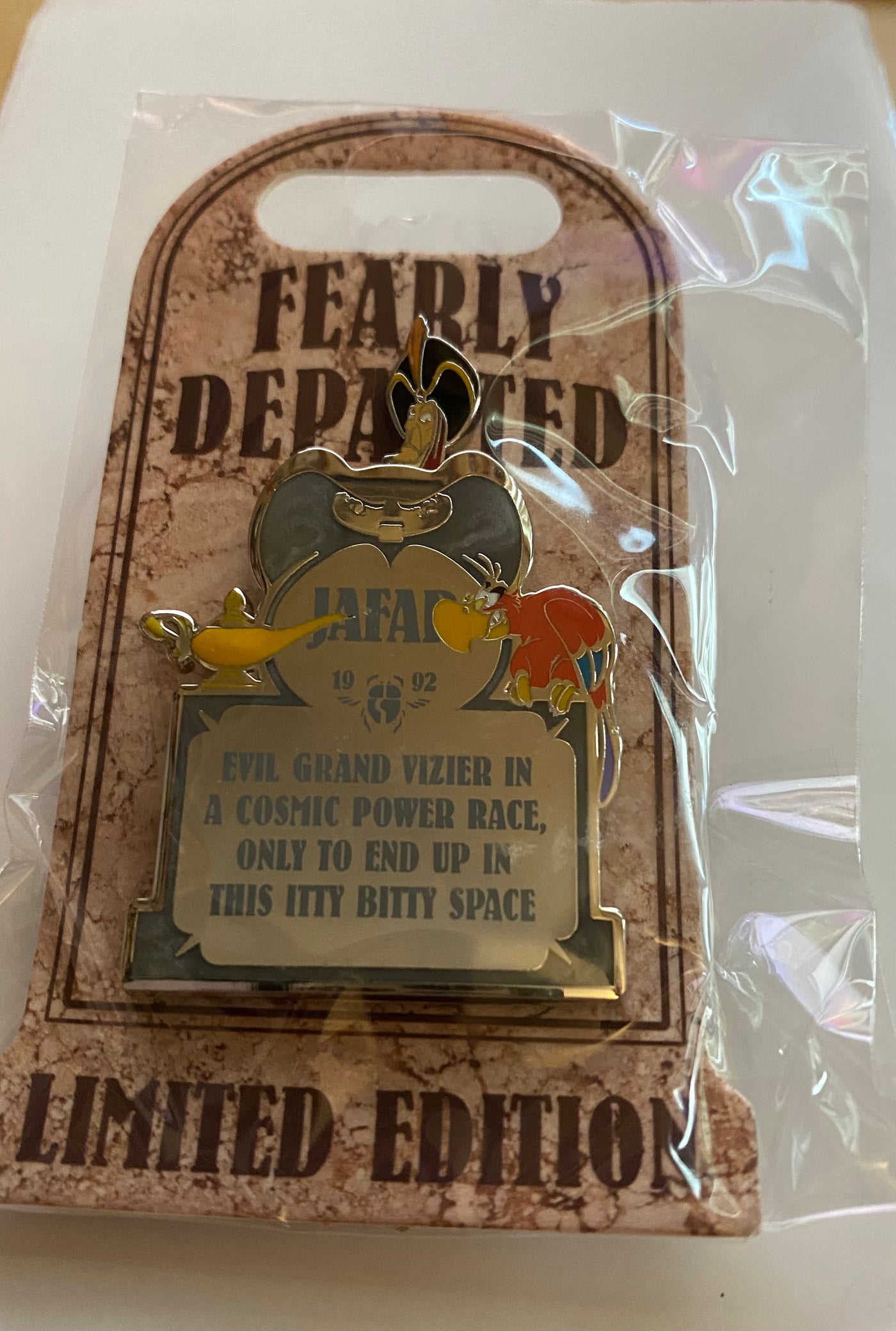 Disney Parks Fearly Departed Tombstone Jafar Aladdin Pin Limited New with Card
