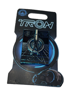 Disney Parks 2023 Tron Lightcycle Run Game ON Pin New with Card