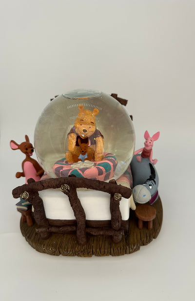 Disney Store Exclusive Rare Winnie the Pooh Musical Snowglobe New with Box