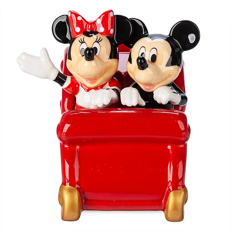 Disney Store Mickey and Minnie Holiday Salt and Pepper Shaker Set New with Box