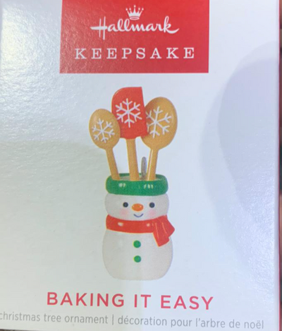 Hallmark 2022 Mini Baking It Easy Christmas Ornament New With Box