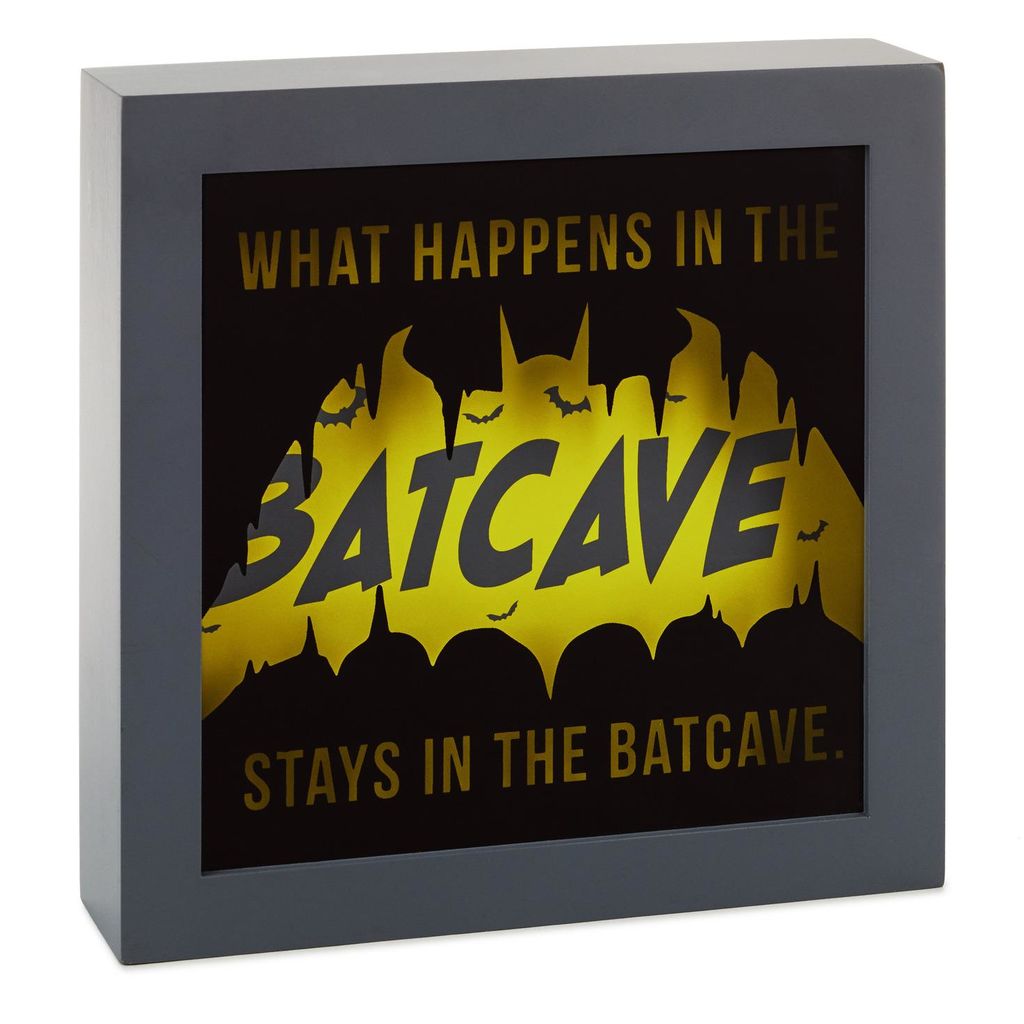 Hallmark DC Comics Batman Batcave 49Framed Light-Up Quote Sign New