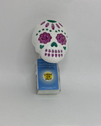 Bath and Body Works 2021 Halloween Sugar Skull Nightlight Wallflowers Plug New
