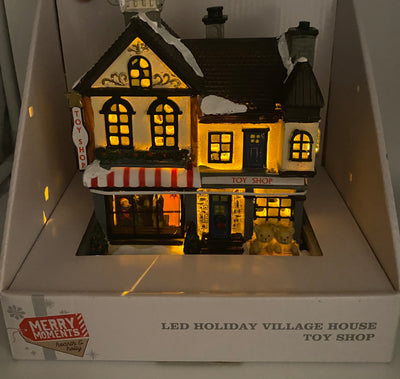 Merry Moments Led Lighted Christmas Holiday Village House Toy Shop New with Box