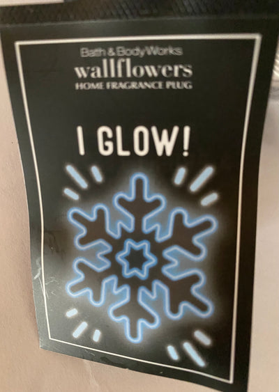 Bath and Body Works Christmas Snowflake Glows Lights Up 24/7 Wallflowers New