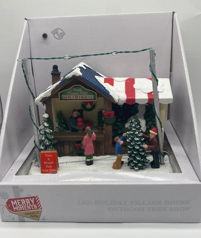 Merry Moments Led Lighted Christmas Holiday Village Tree House New with Box