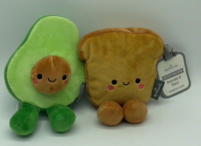 Hallmark Valentine Better Together Avocado and Toast Magnetic Plush New w Tag