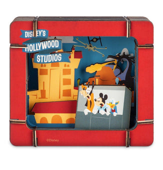 Disney Parks Hollywood Studios Goofy Mickey Donald Paper 3D Diorama Set New