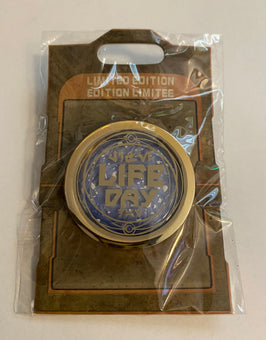 Disney Star Wars Galaxy Edge Wookie Life Day Limited Edition Pin New with Card