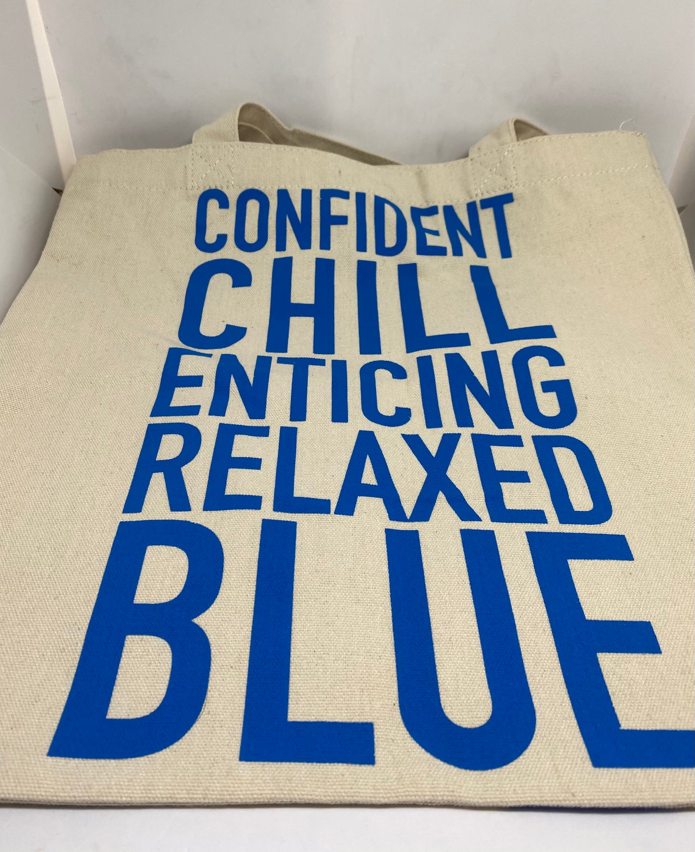 M&M's World Confident Chill Relaxed Blue Character Canvas Tote New with Tag