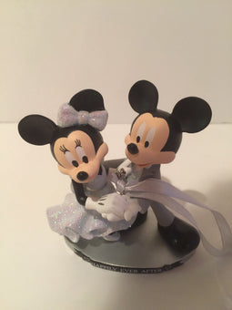 Disney Parks Mickey & Minnie Mouse Happily Ever After Ornament New with Tags