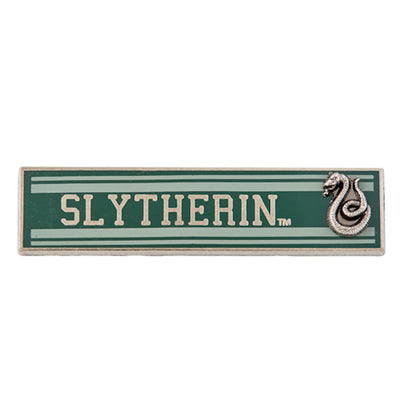 Universal Studios Harry Potter Slytherin Banner Pin New with Card