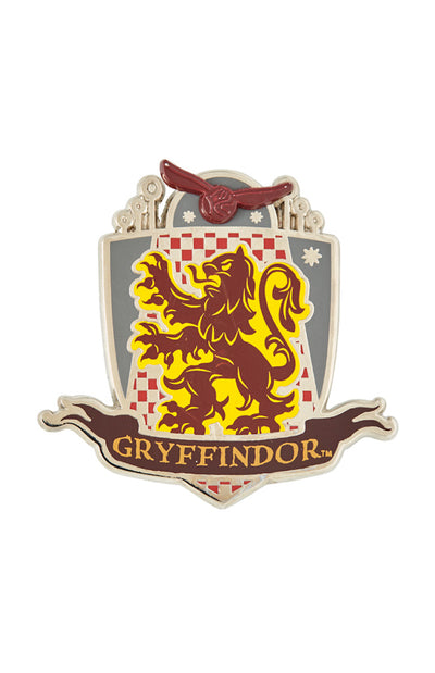 Universal Studios Harry Potter Gryffindor Quidditch Crest Metal Pin New w Card