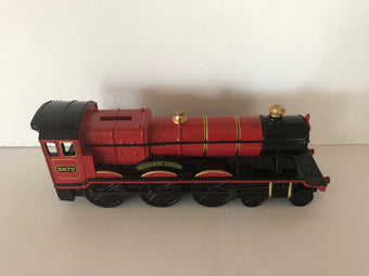 Universal Studios Wizarding World Hogwarts Express Resin Coin Bank New