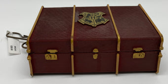 Universal Studios Harry Potter Luggage Trunk Christmas Ornament New with Tag