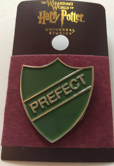 Universal Studios Wizarding World of Harry Potter Slytherin Prefect Pin New Card