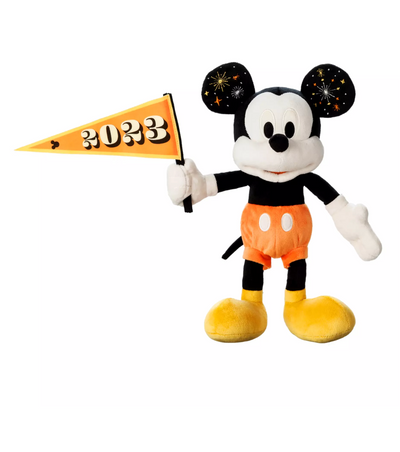 Disney Parks 2023 Mickey with Pennant Small Plush New with Tag